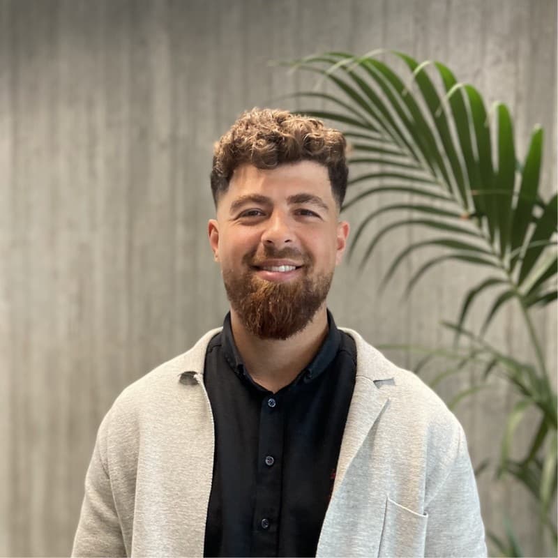 Farhad Nabizada — IT & Operations Management